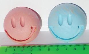 Набор цв. мелков "Улыбка"  4,3см * 1,7 см ,2 цв.(упак. 2 шт.) пласт. контейнер M