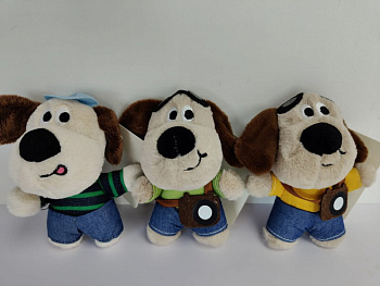 ММ.Собака 14см в одежде 3вида D38089