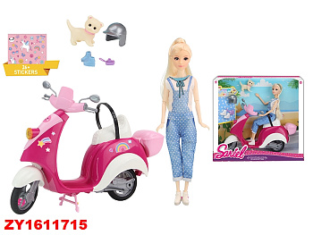 Кукла на скутере 91097-E с собачкой в/к