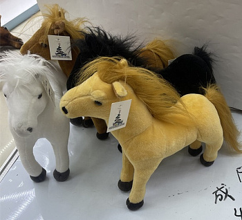 МС.Лошадь 28см стоит 4цв ноги гнутся пыш грива+хвост F43424