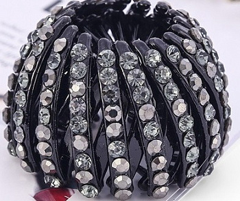 Заколка-автомат пласт. KLEVER (7*14см) черный со стразами 656-143