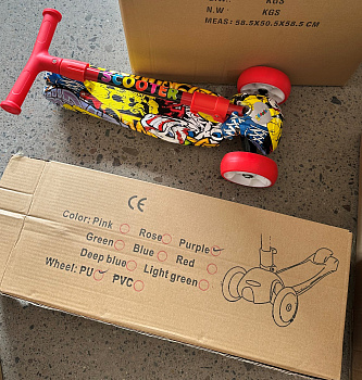 Самокат-кикборд 115мм PU сталь, склад, до 60кг, выс.руля 80см, свет, 4цв D40194